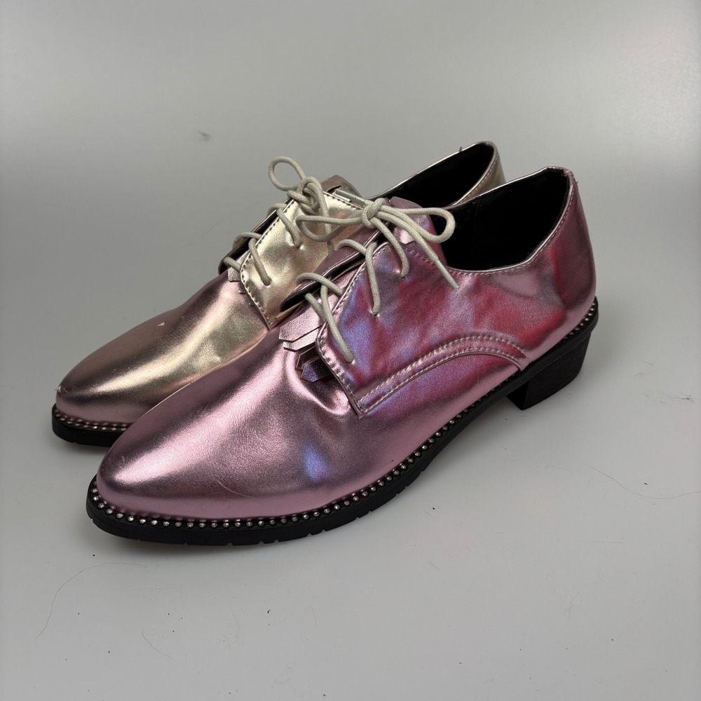 Womens Metallic Pink Rose Gold Oxford Shoes Lace Up Studded Trim Low Heel